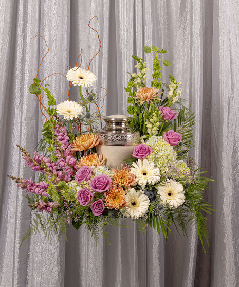 Peaceful Pastel Cremation Urn Setting