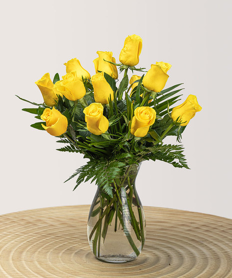 One Dozen Classic Yellow Roses